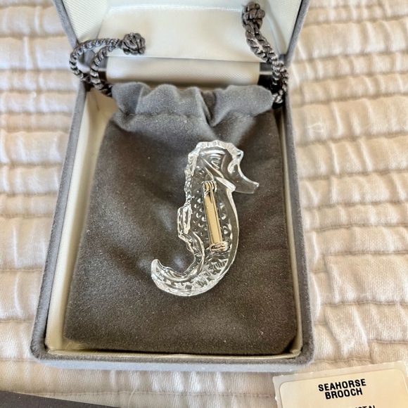 Waterford Crystal Seahorse Pin/Brooch - Picture 3 of 3